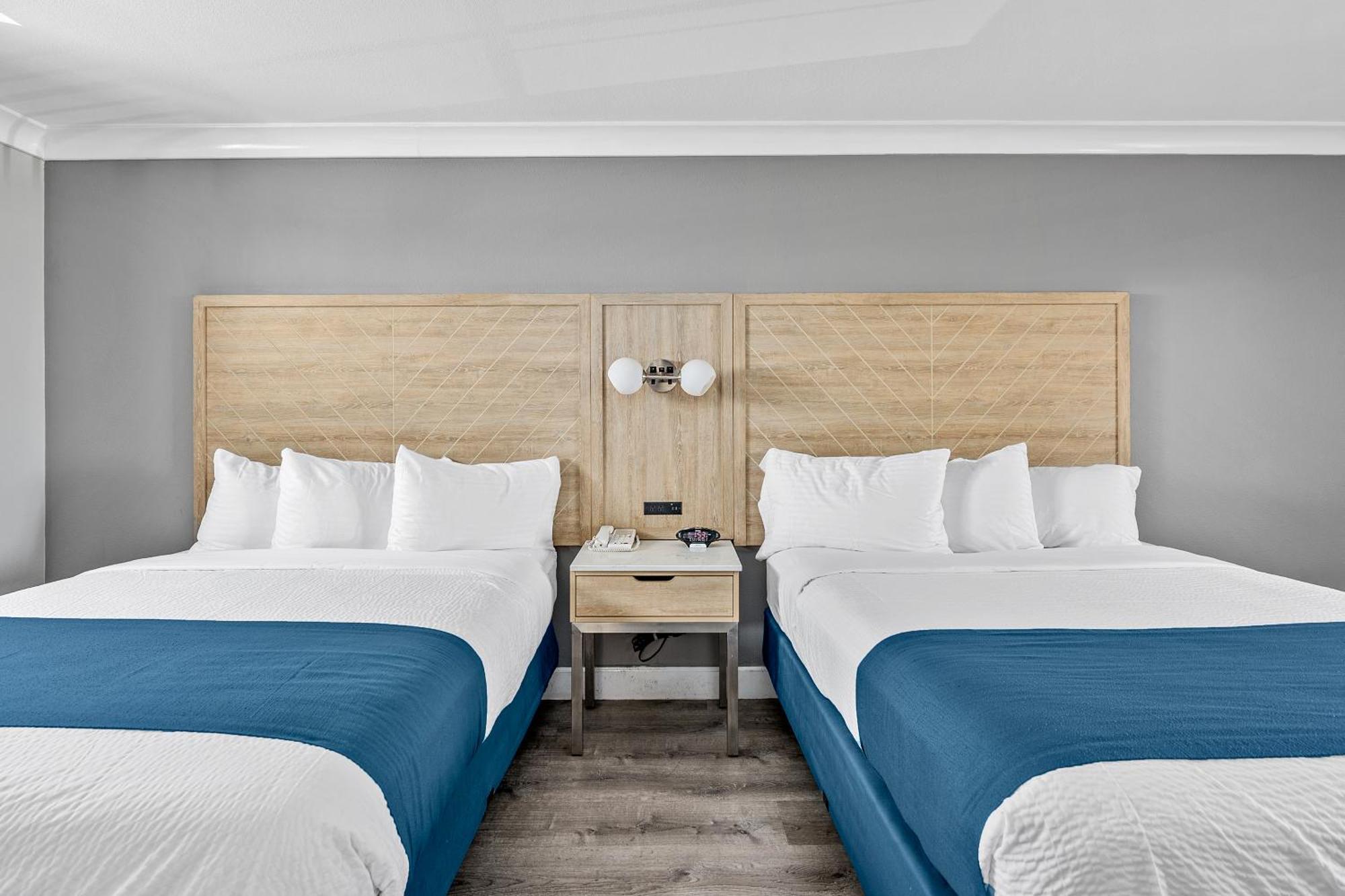 Vagabond Inn Whittier Εξωτερικό φωτογραφία