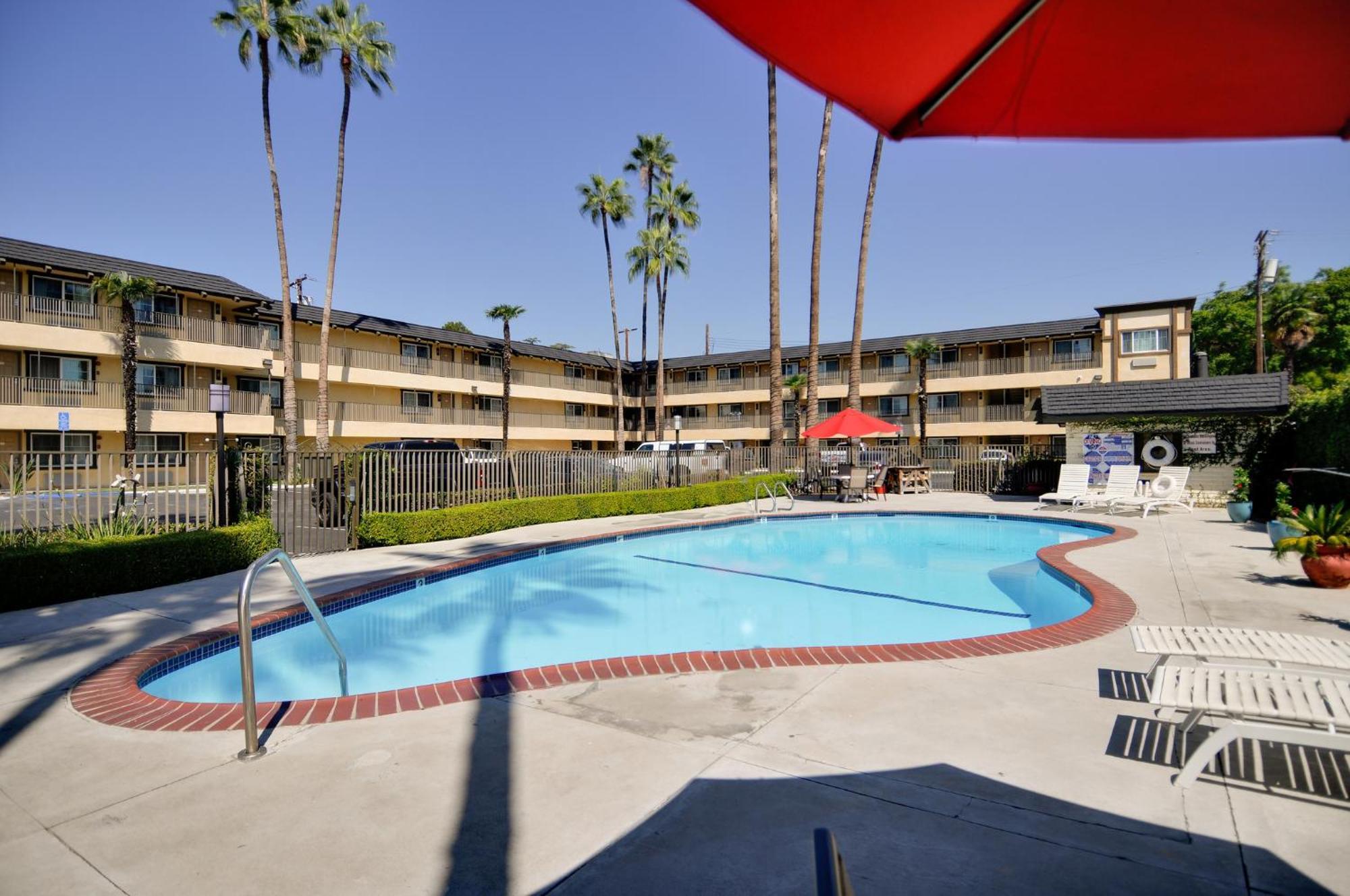 Vagabond Inn Whittier Εξωτερικό φωτογραφία